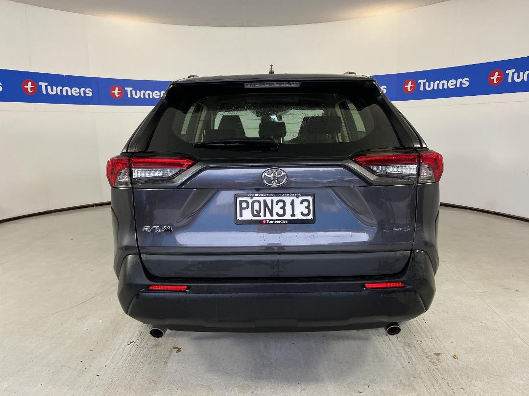 Photo '6' of Toyota Rav4