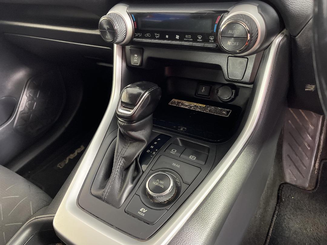 Photo '18' of Toyota Rav4 Photo '18' of Toyota Rav4