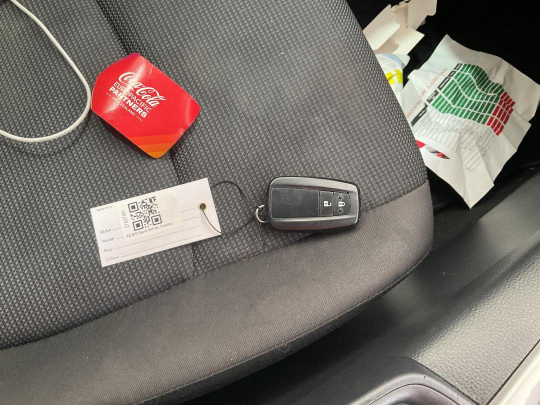 Photo '19' of Toyota Rav4 GX Photo '19' of Toyota Rav4 GX