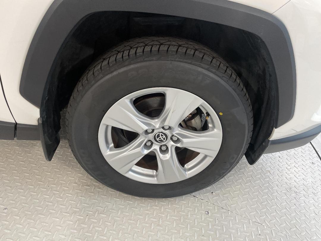 Photo '9' of Toyota Rav4