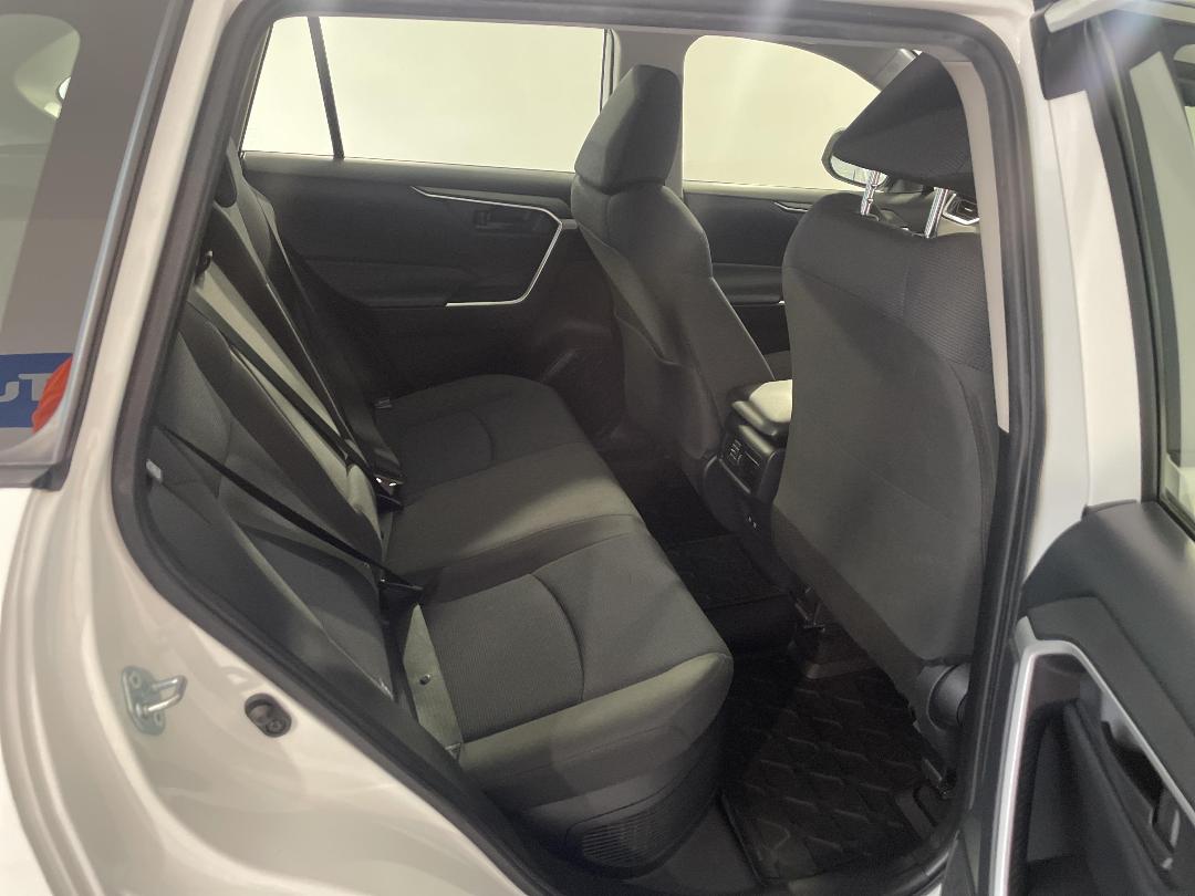 Photo '20' of Toyota Rav4