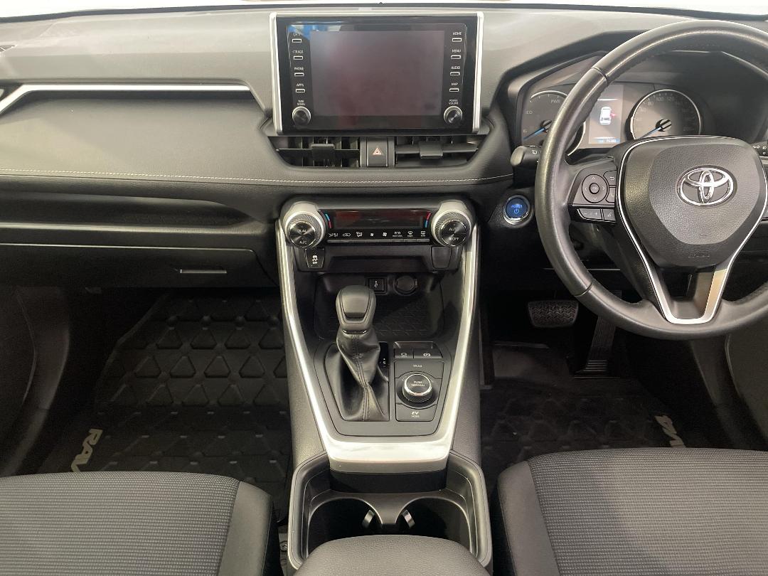 Photo '18' of Toyota Rav4 Photo '18' of Toyota Rav4