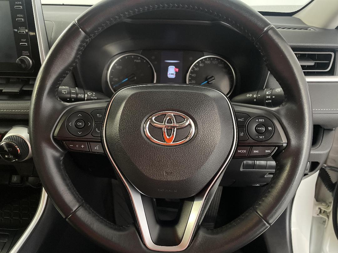 Photo '28' of Toyota Rav4 Photo '28' of Toyota Rav4