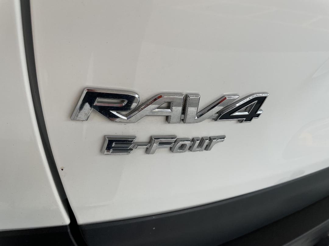 Photo '37' of Toyota Rav4 Photo '37' of Toyota Rav4