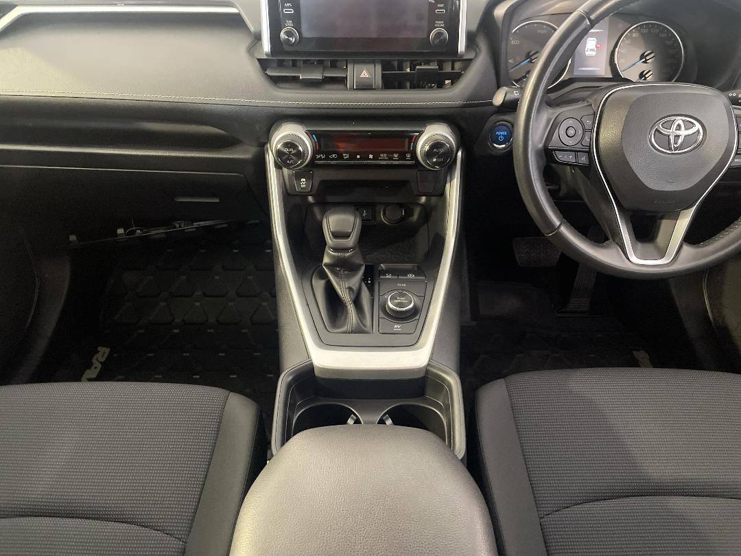 Photo '18' of Toyota Rav4 Photo '18' of Toyota Rav4