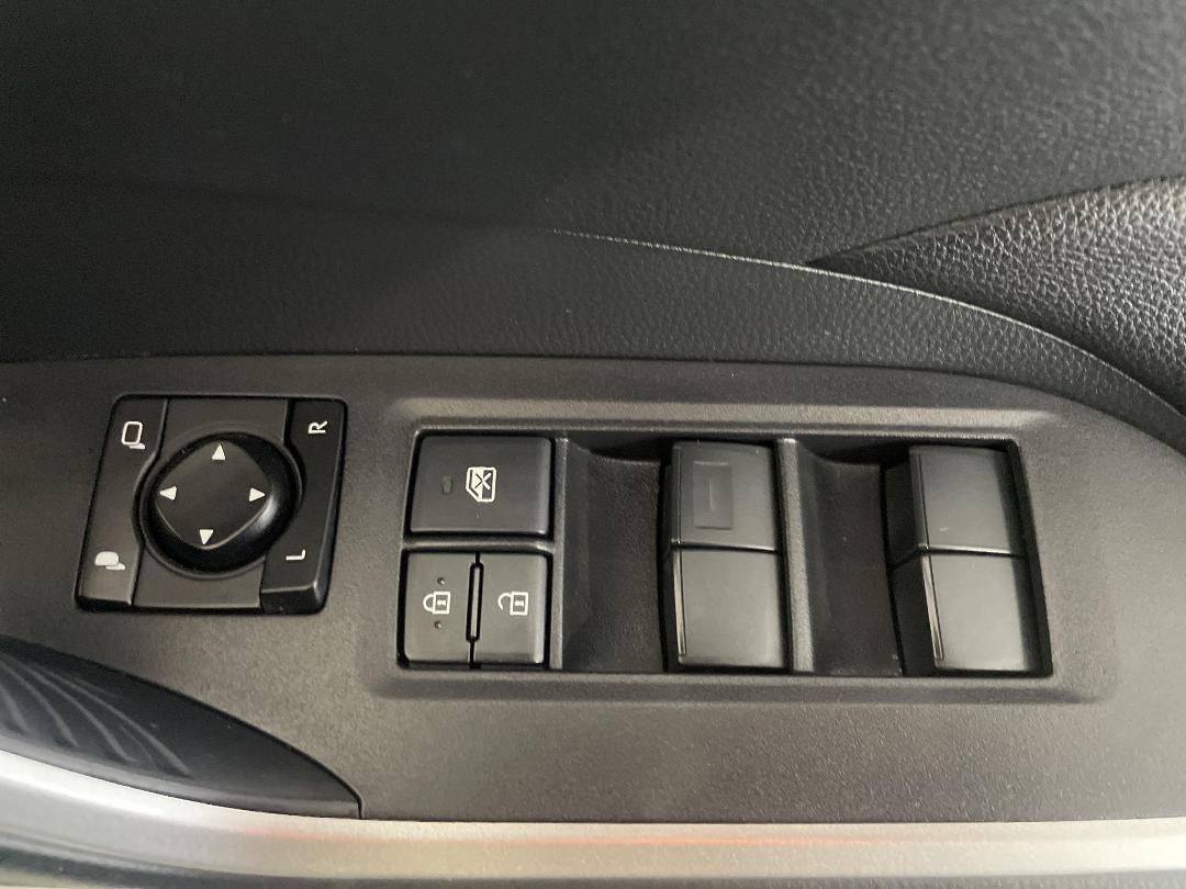 Photo '23' of Toyota Rav4 Photo '23' of Toyota Rav4