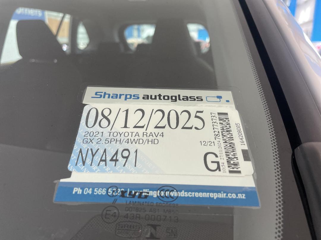 Photo '33' of Toyota Rav4 Photo '33' of Toyota Rav4