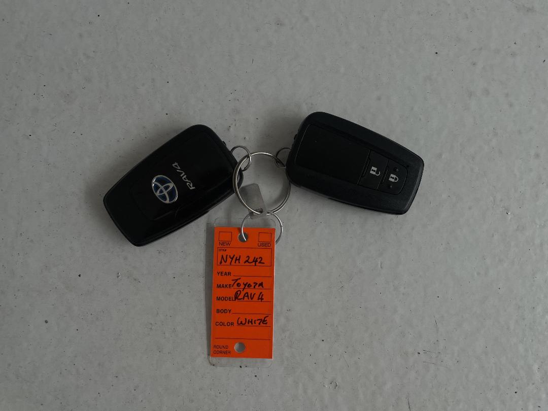 Photo '22' of Toyota Rav4