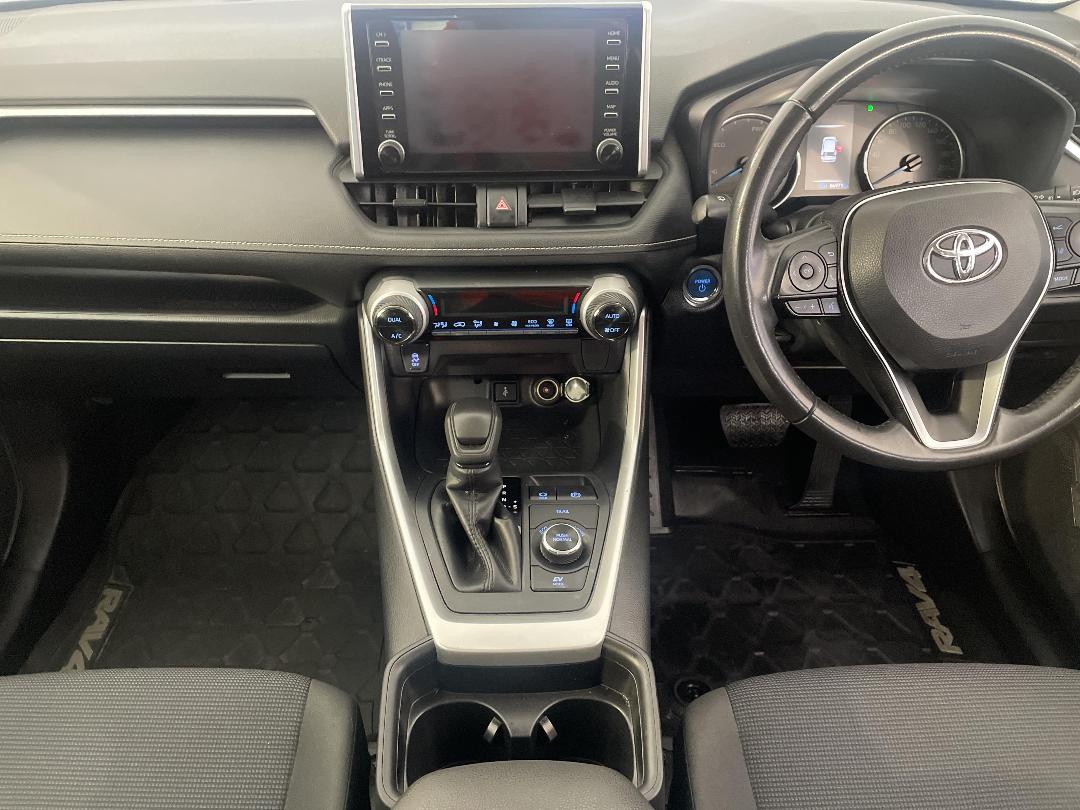 Photo '18' of Toyota Rav4