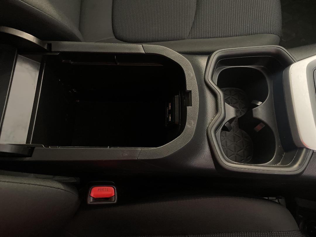 Photo '33' of Toyota Rav4