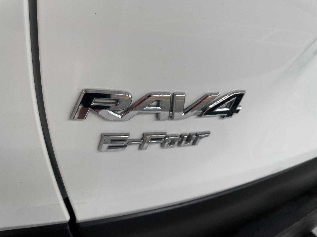 Photo '37' of Toyota Rav4