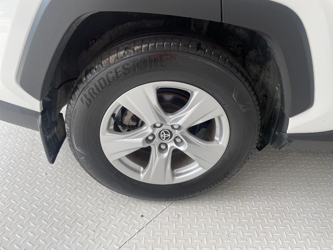 Photo '12' of Toyota Rav4