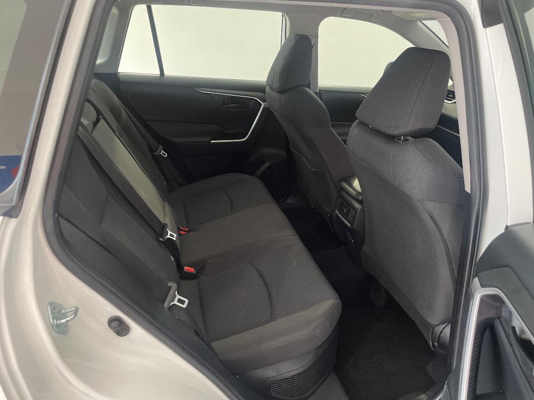 Photo '20' of Toyota Rav4