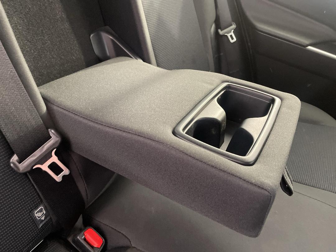 Photo '23' of Toyota Rav4