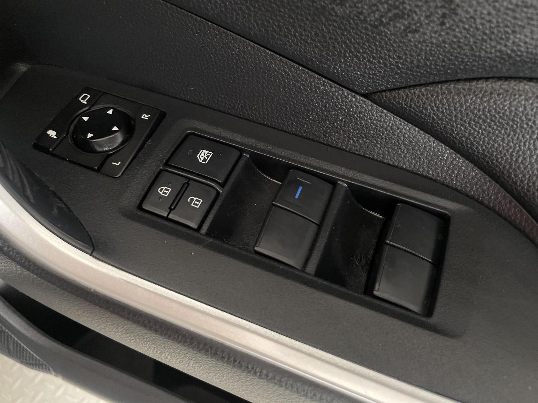 Photo '24' of Toyota Rav4