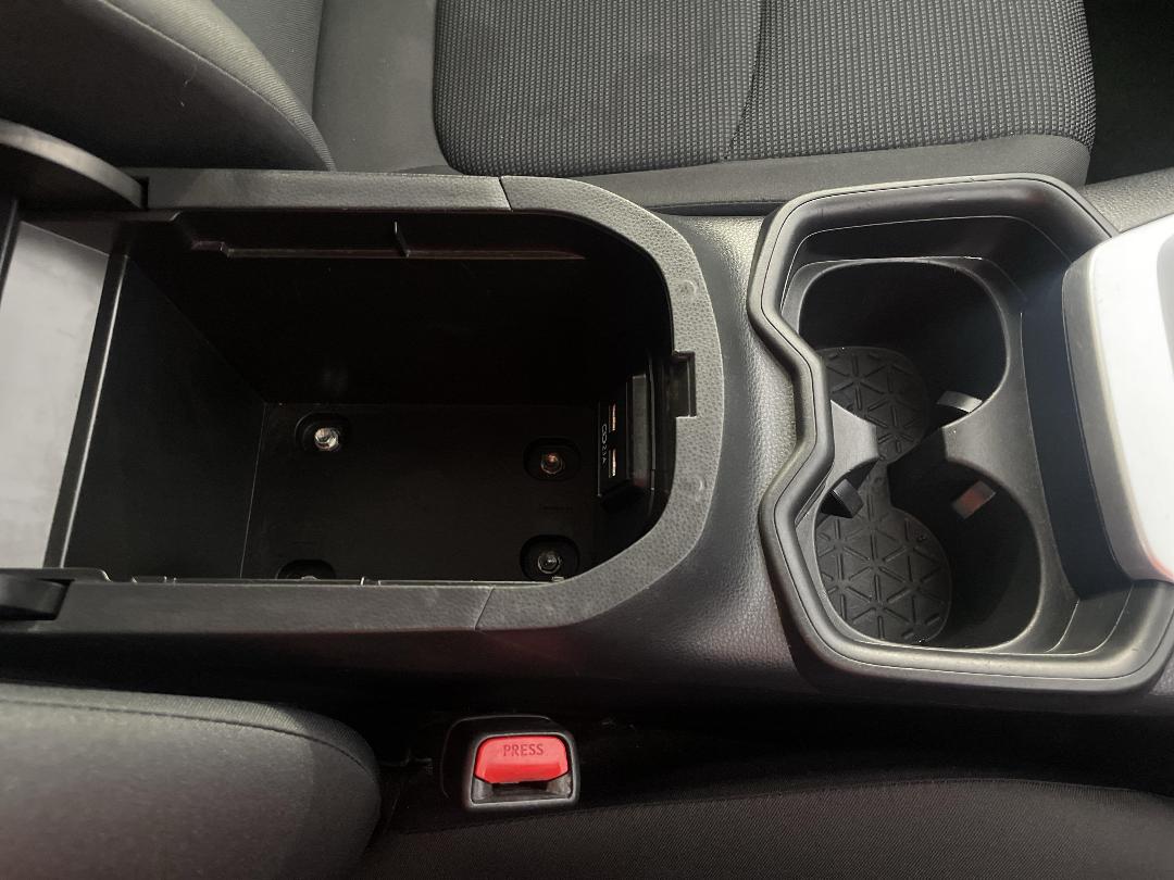 Photo '33' of Toyota Rav4