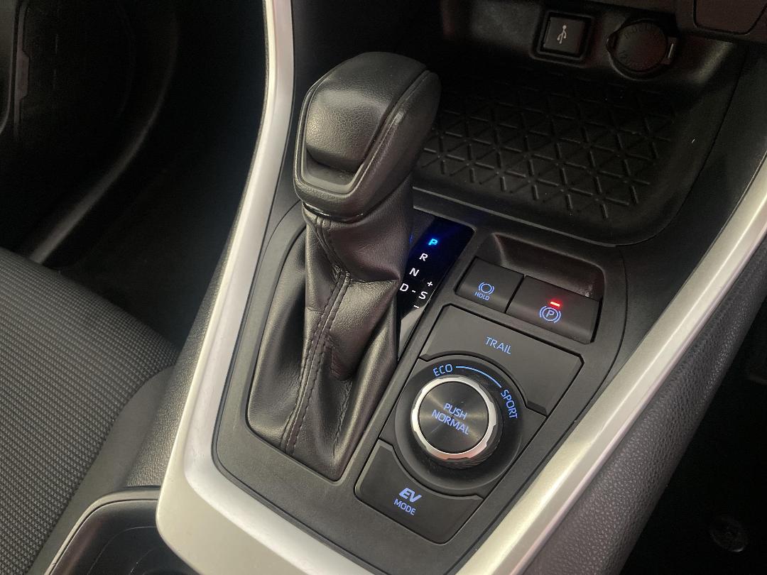 Photo '32' of Toyota Rav4