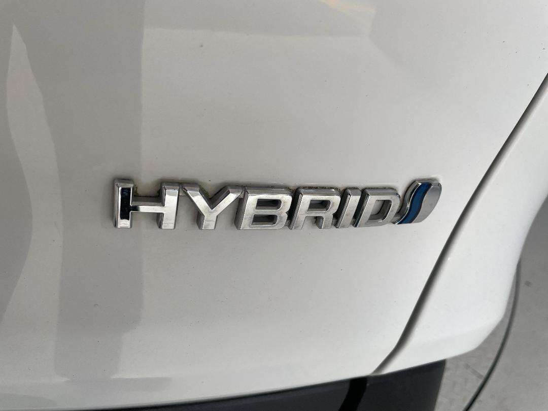 Photo '38' of Toyota Rav4