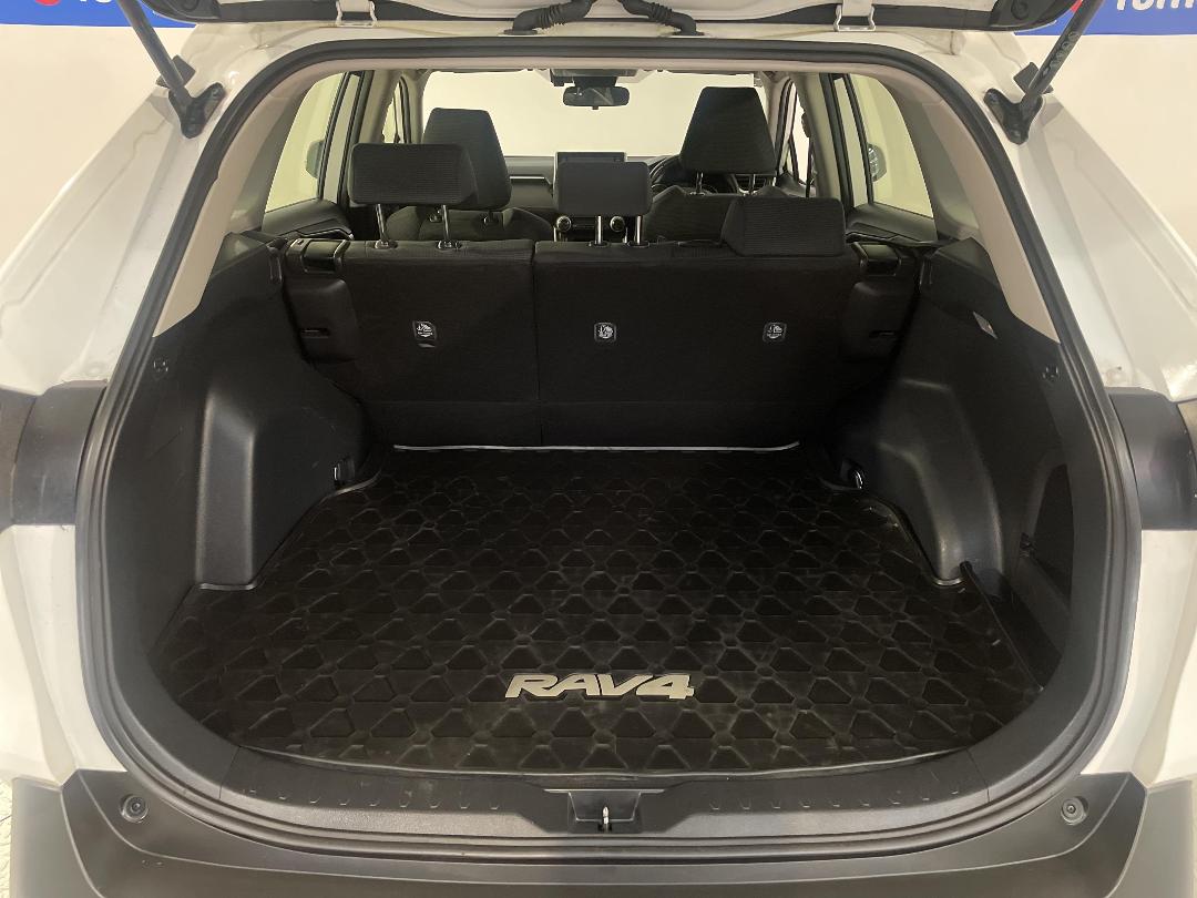 Photo '14' of Toyota Rav4