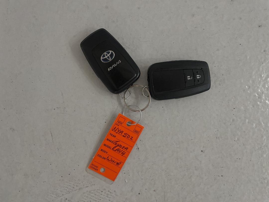 Photo '22' of Toyota Rav4