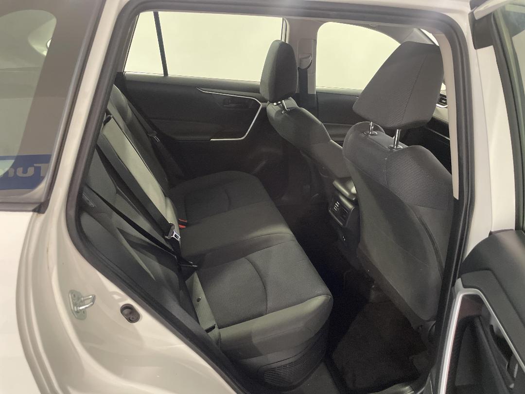 Photo '20' of Toyota Rav4