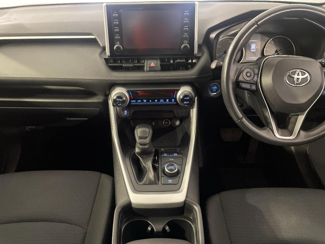 Photo '18' of Toyota Rav4