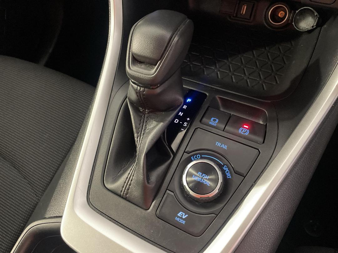 Photo '32' of Toyota Rav4