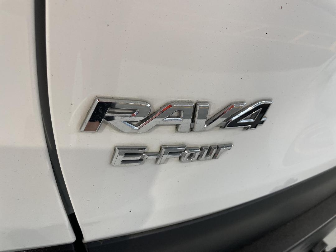 Photo '37' of Toyota Rav4