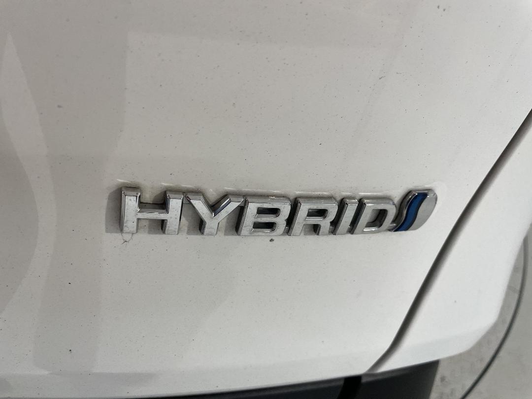 Photo '38' of Toyota Rav4