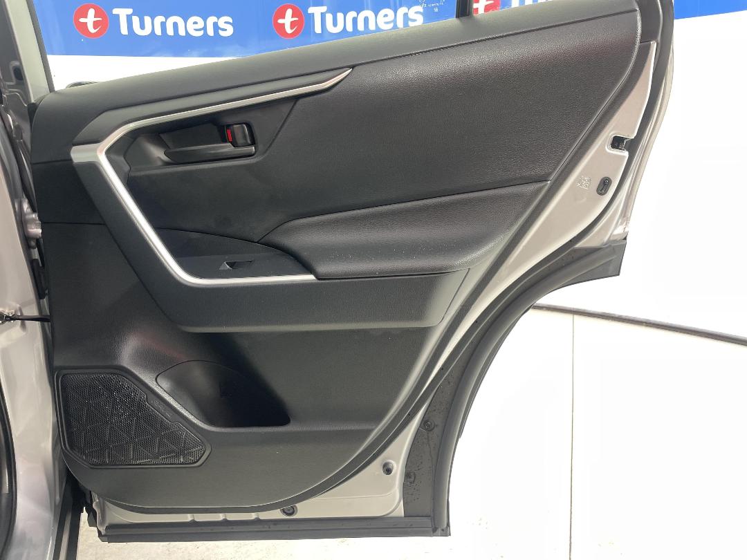 Photo '19' of Toyota Rav4