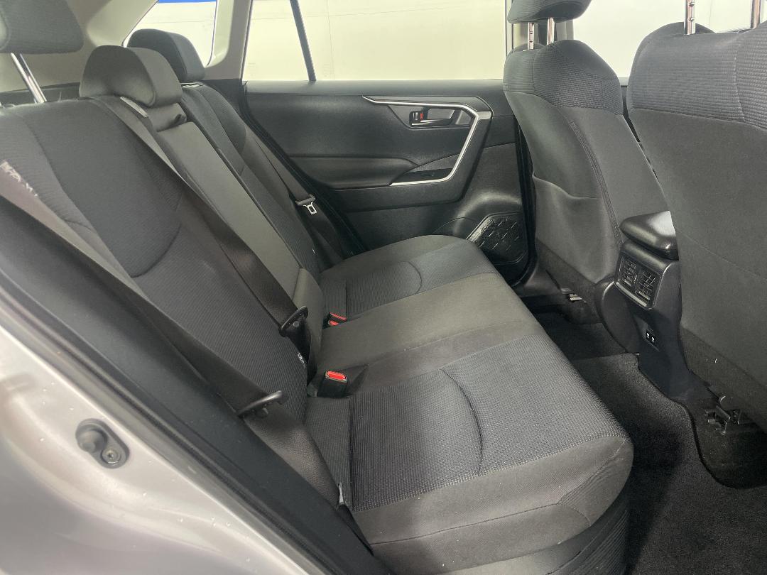 Photo '20' of Toyota Rav4