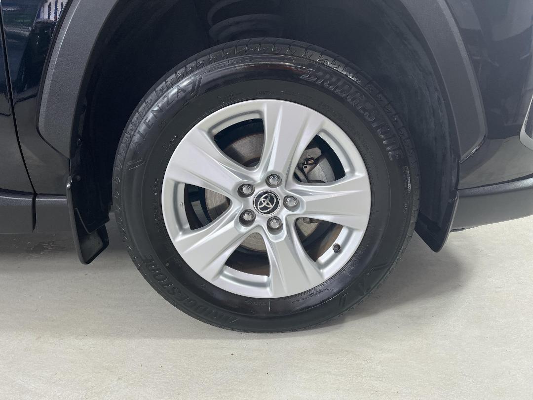 Photo '9' of Toyota Rav4