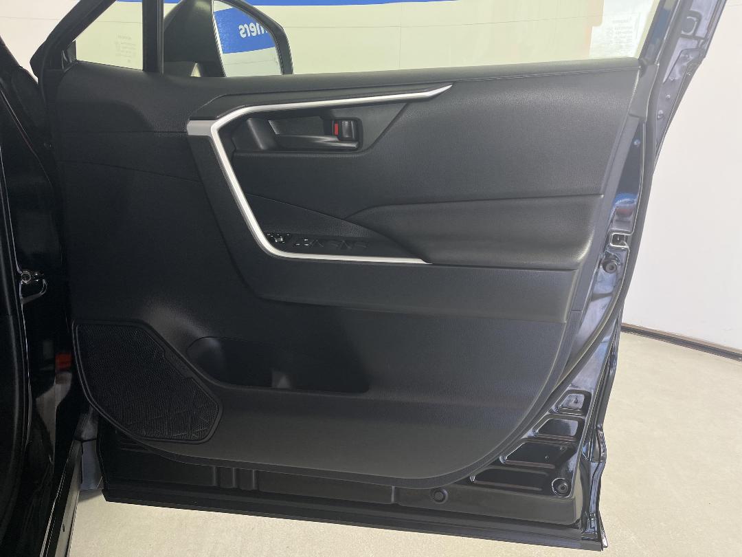 Photo '15' of Toyota Rav4