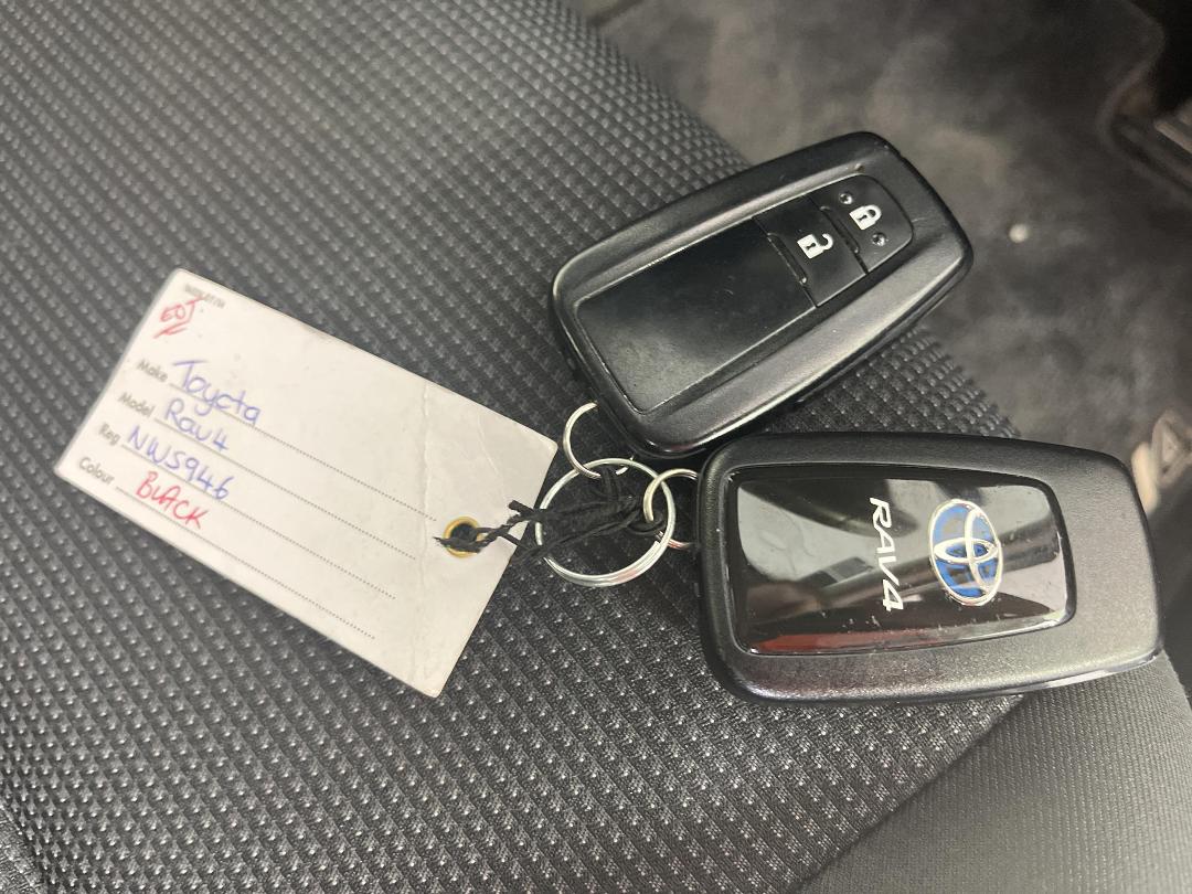 Photo '22' of Toyota Rav4