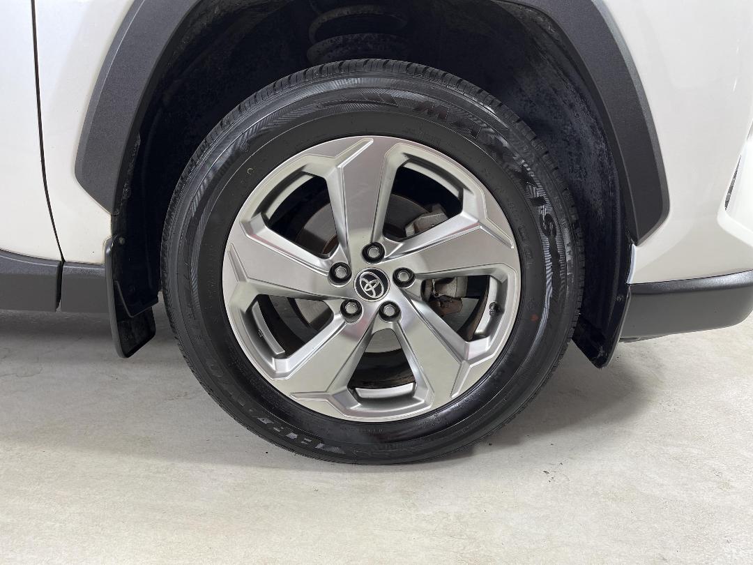 Photo '9' of Toyota Rav4