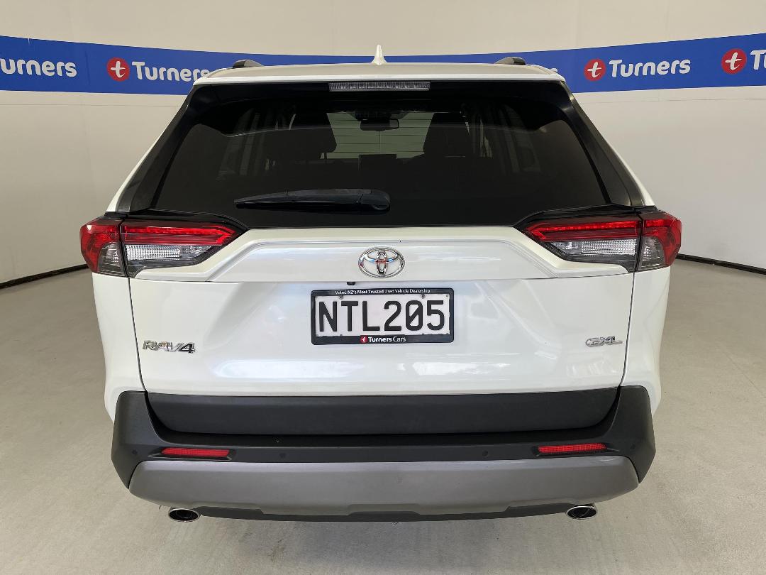 Photo '6' of Toyota Rav4