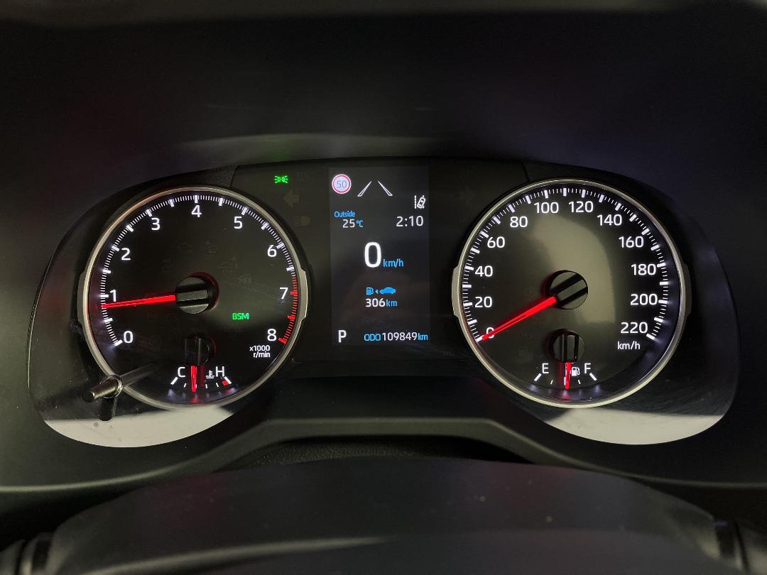 Photo '21' of Toyota Rav4