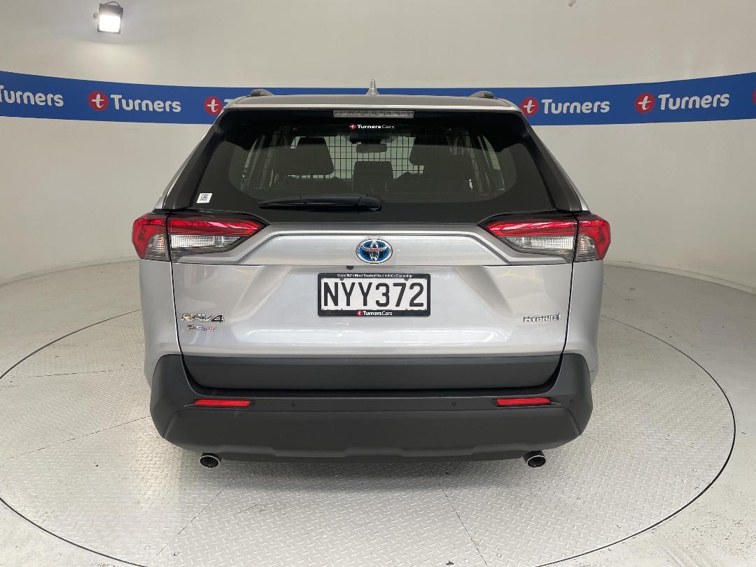 Photo '6' of Toyota Rav4