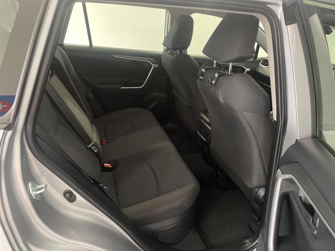 Photo '20' of Toyota Rav4