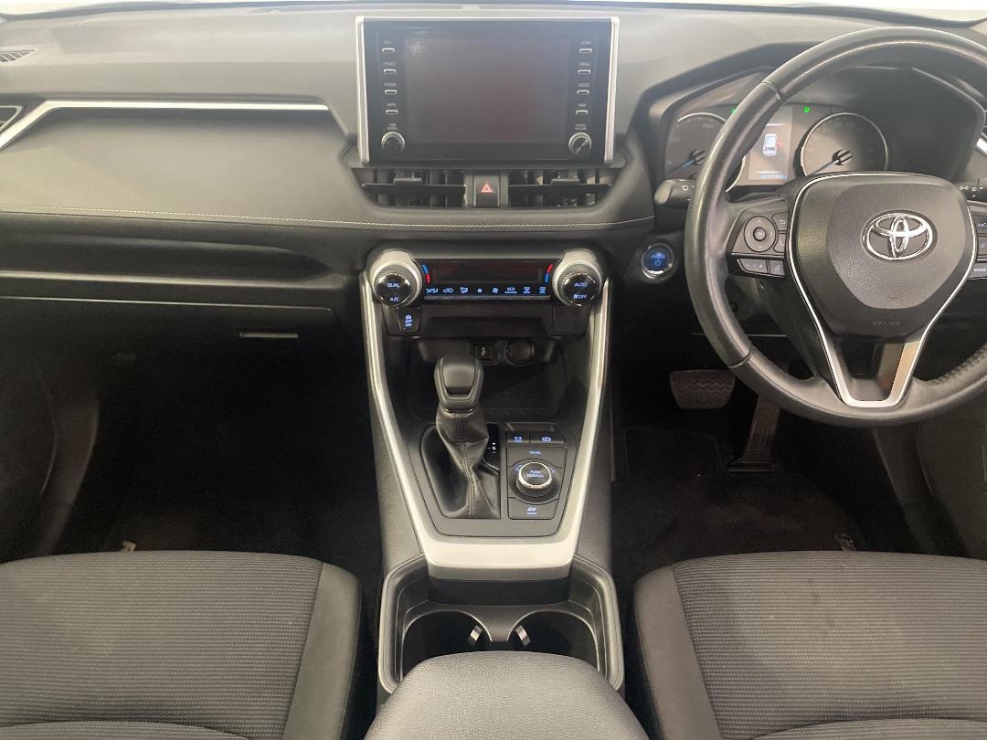 Photo '18' of Toyota Rav4