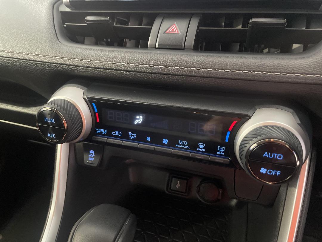 Photo '31' of Toyota Rav4