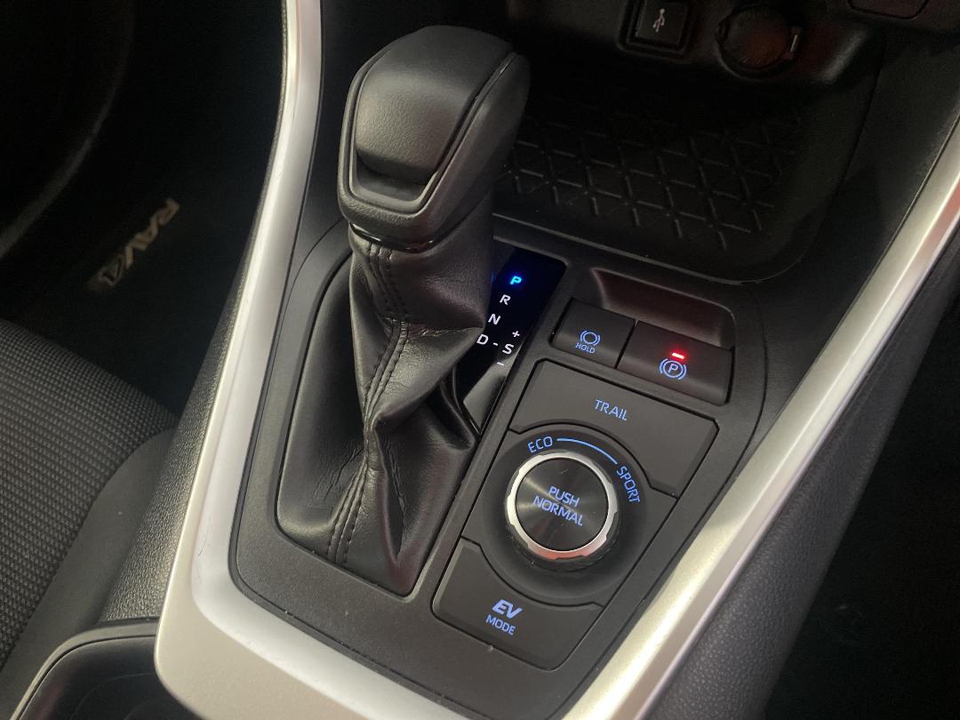 Photo '32' of Toyota Rav4