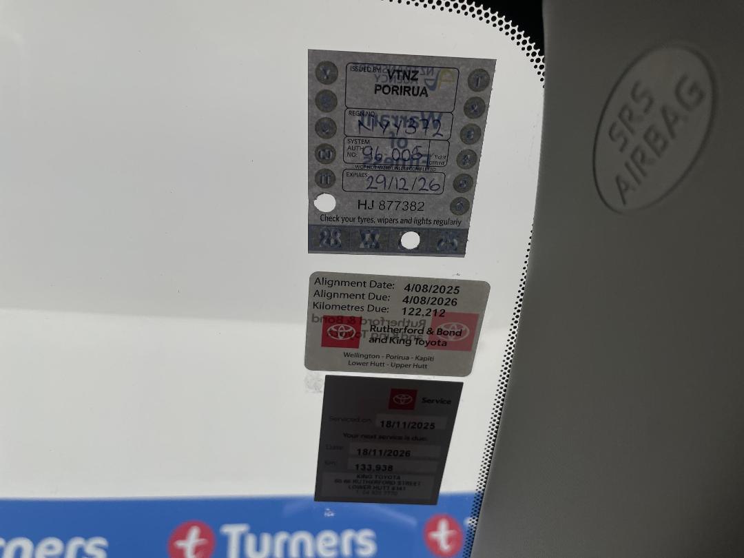 Photo '34' of Toyota Rav4