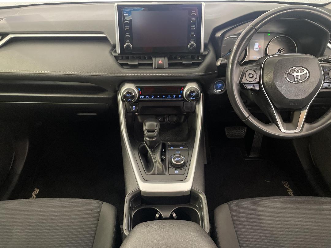 Photo '18' of Toyota Rav4