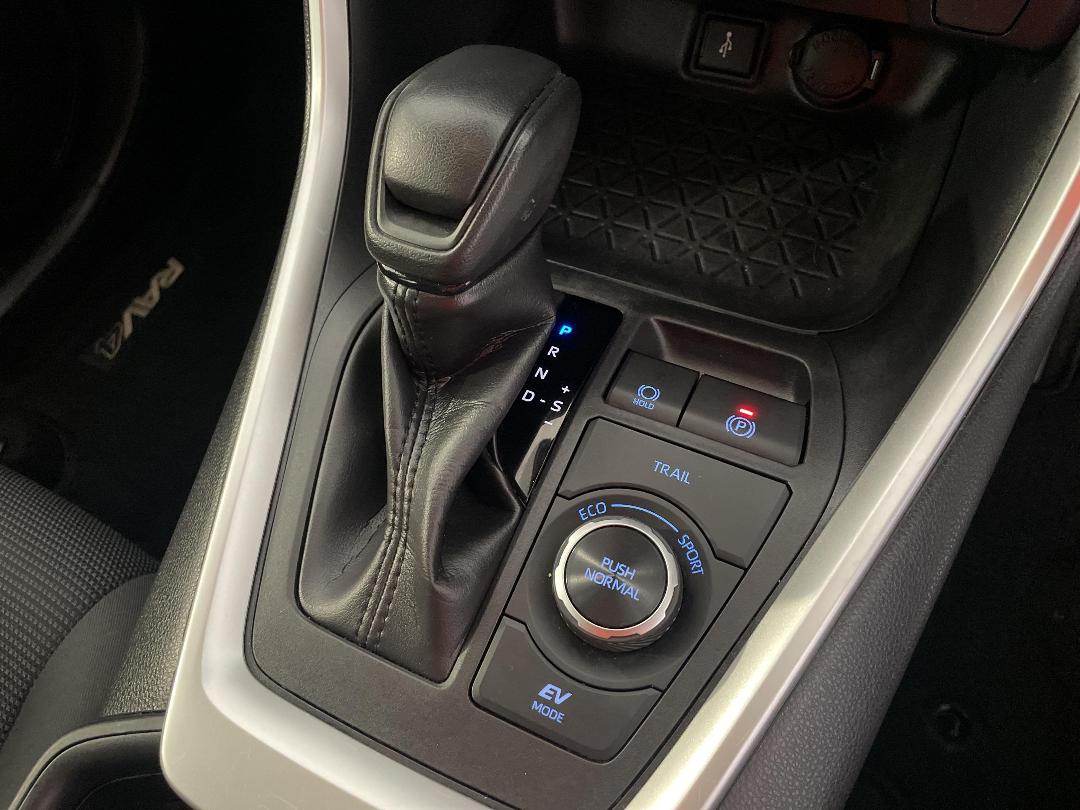 Photo '32' of Toyota Rav4