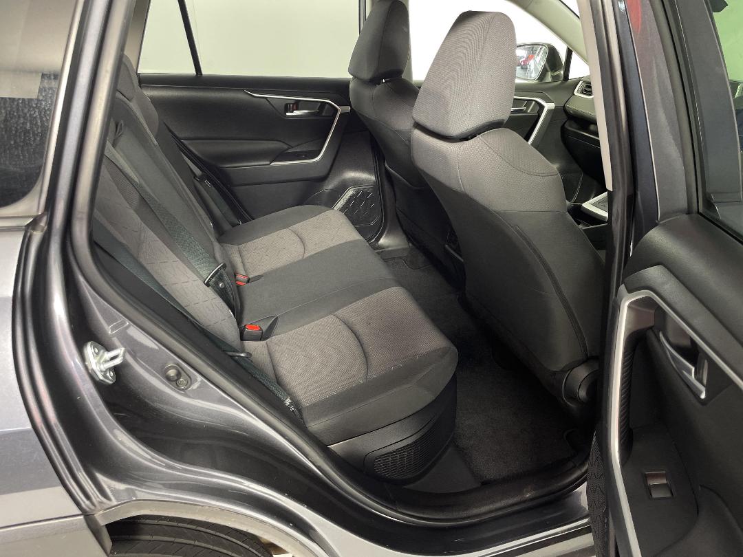 Photo '20' of Toyota Rav4