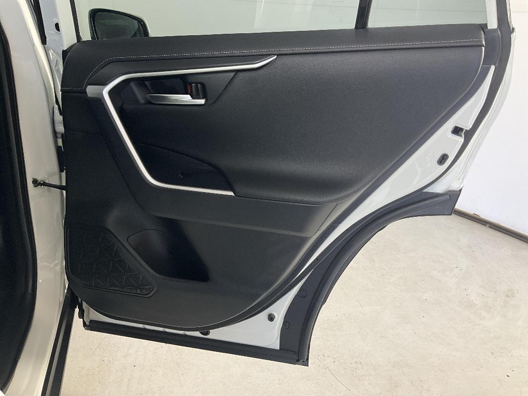 Photo '19' of Toyota Rav4 Photo '19' of Toyota Rav4