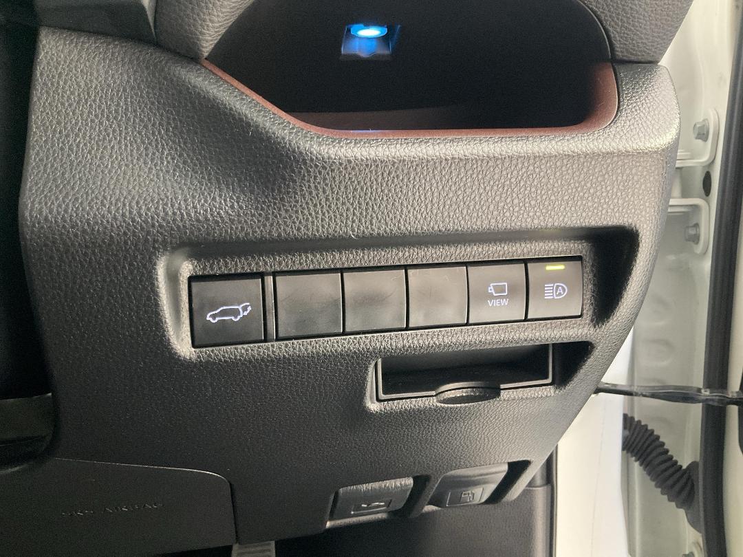 Photo '32' of Toyota Rav4 Photo '32' of Toyota Rav4