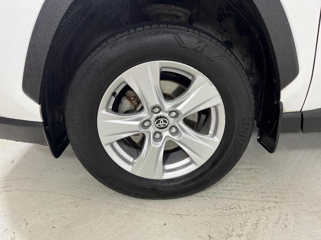 Photo '10' of Toyota Rav4 Photo '10' of Toyota Rav4