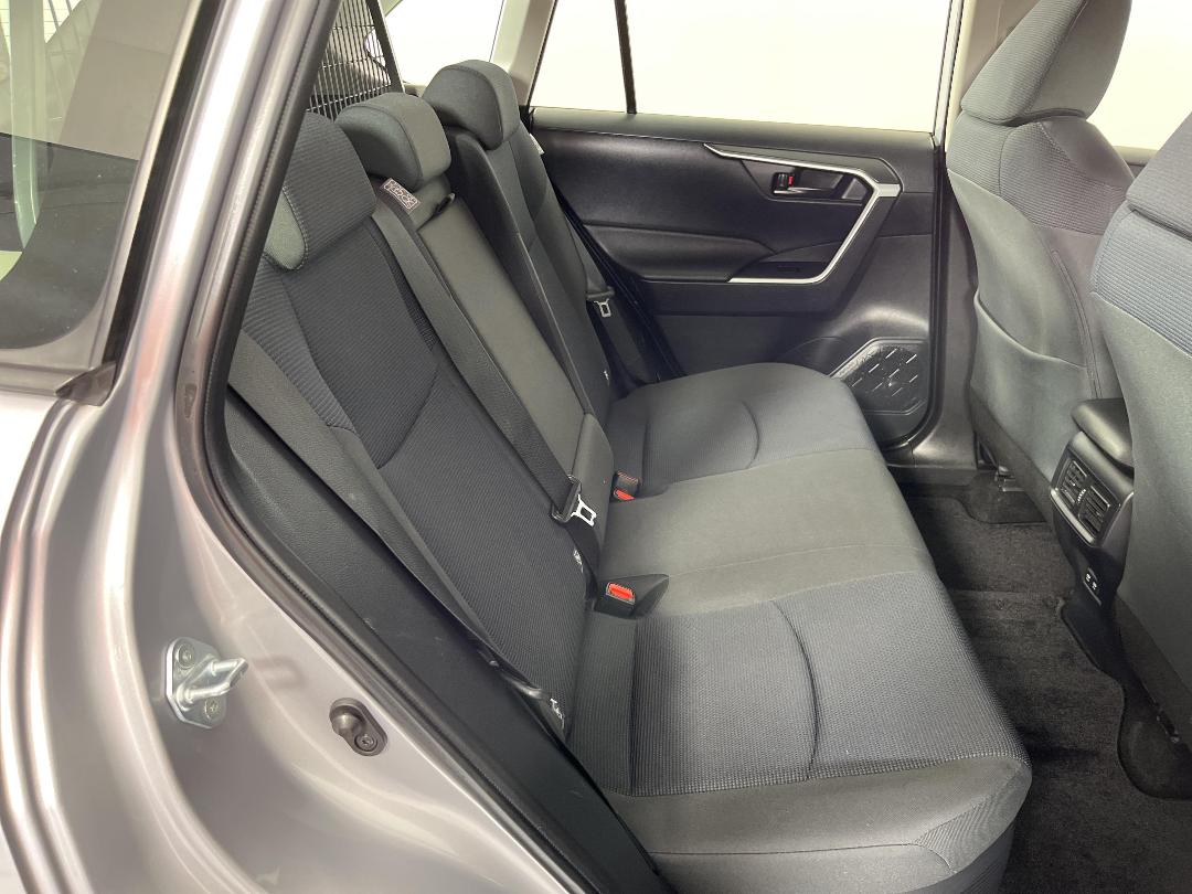 Photo '20' of Toyota Rav4